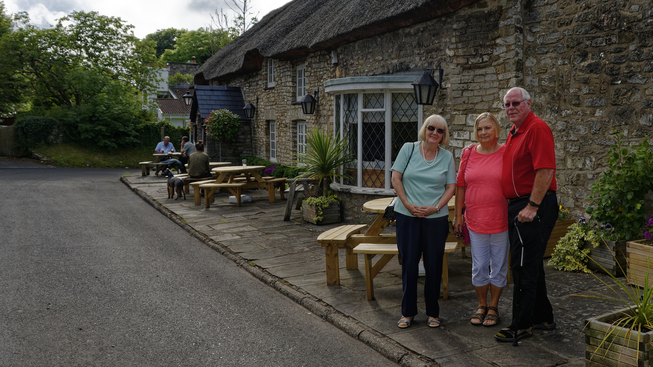 20170703 181404•The Bush, St Hilary•nr Cowbridge•Vale of Glamorgan•Wales